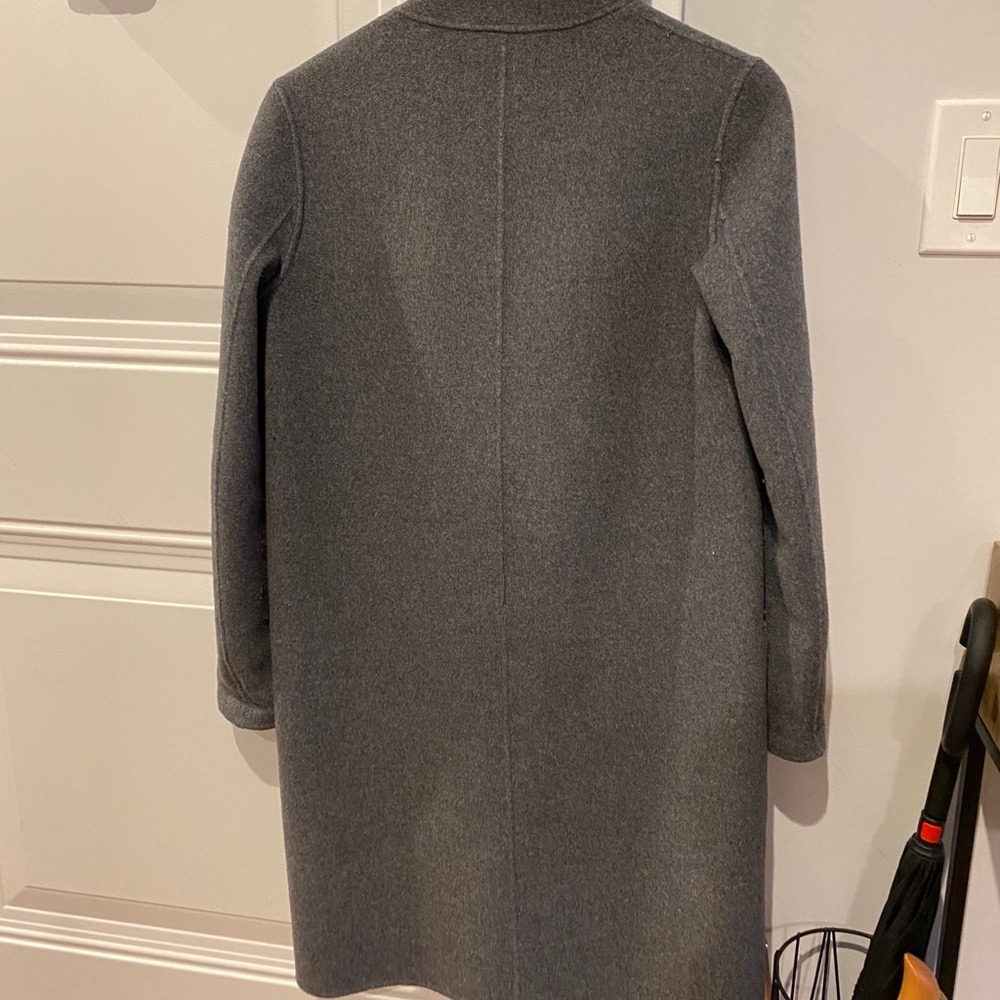 🚫SOLD🚫ZARA basic gray coat - Picture 3 of 6